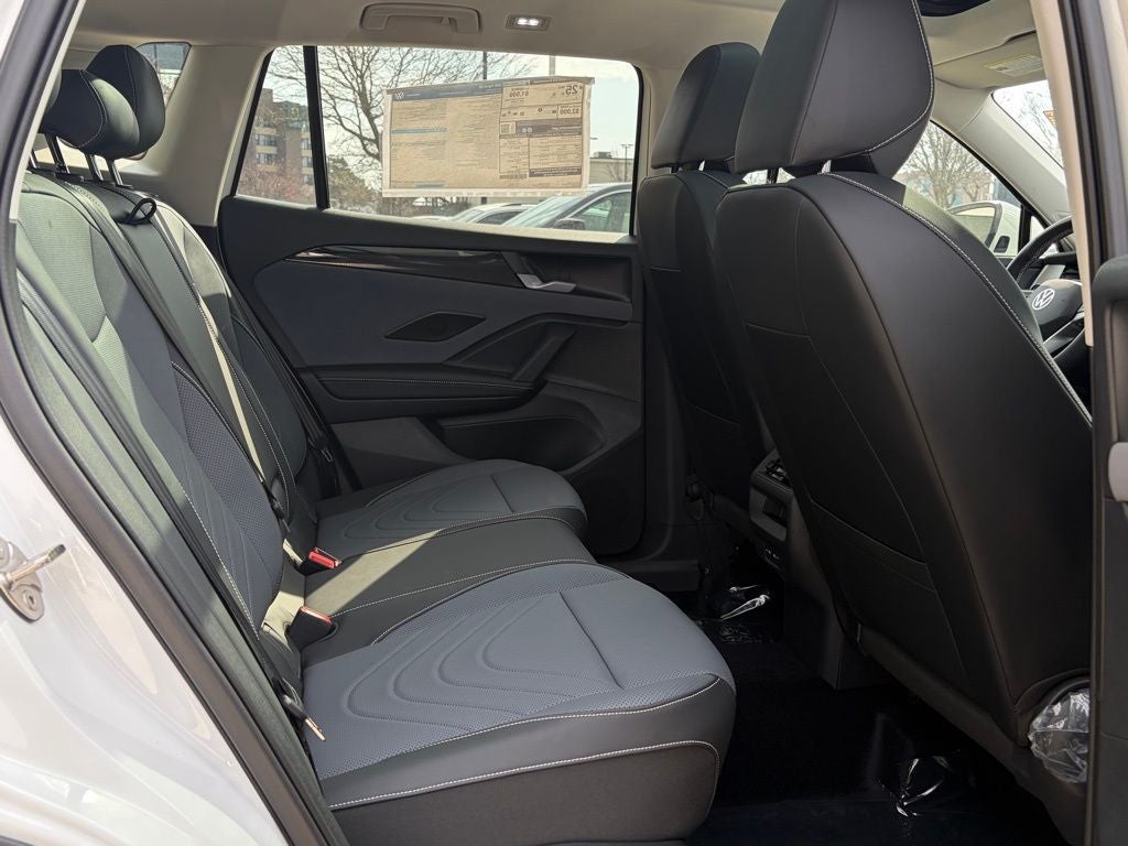 2026 Volkswagen Tiguan 2.0T SE