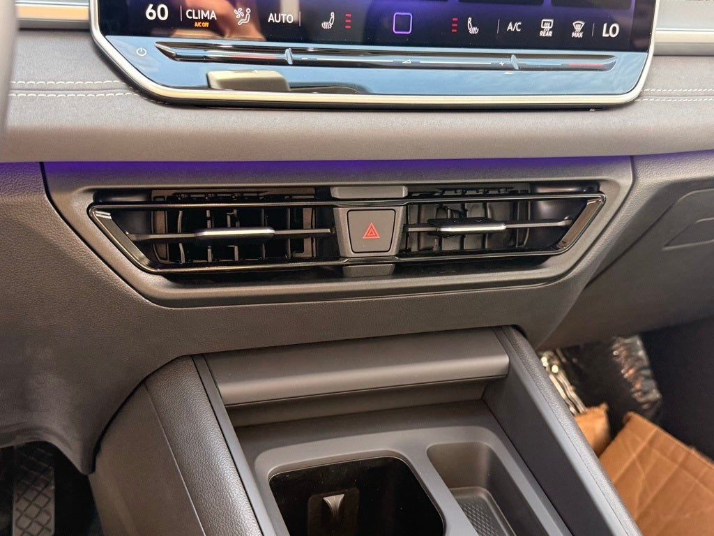 2025 Volkswagen Tiguan 2.0T SE