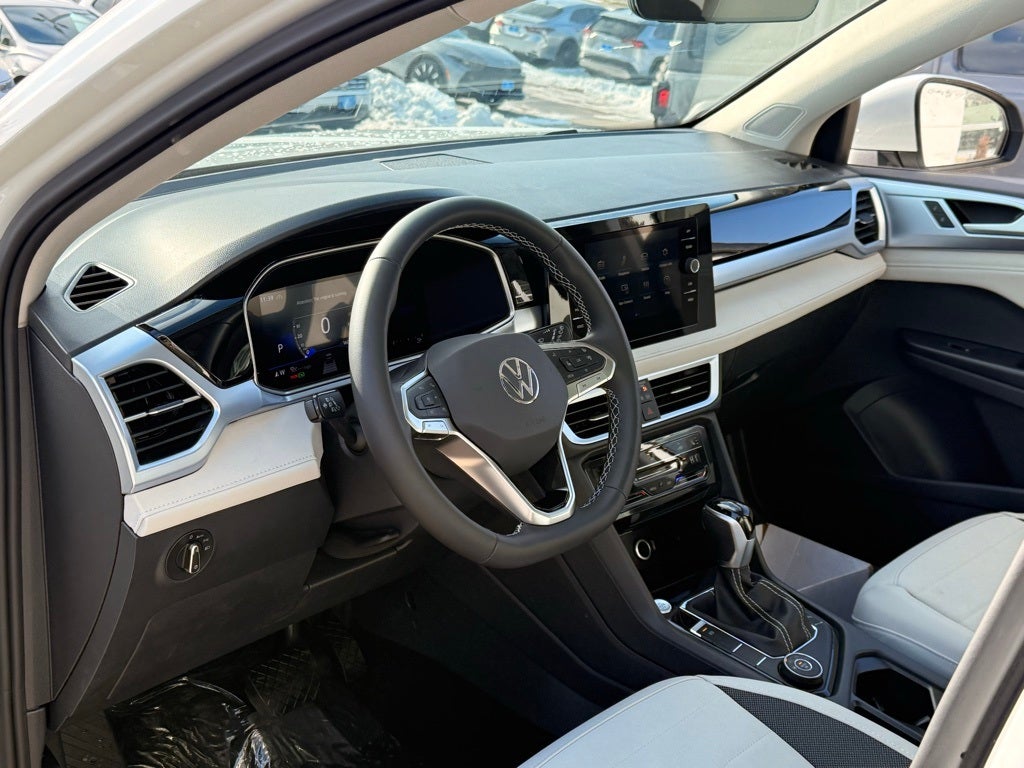 2026 Volkswagen Taos 1.5T SE