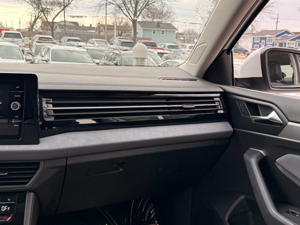 2026 Volkswagen Jetta 1.5T SE