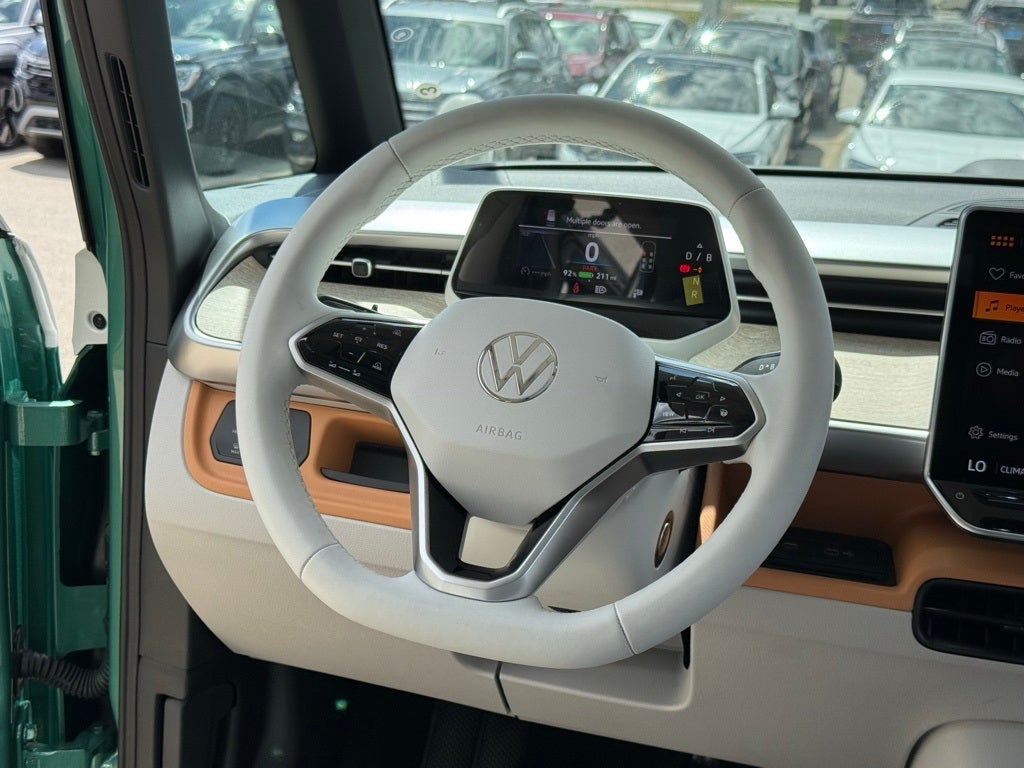 2025 Volkswagen ID. Buzz Pro S Plus