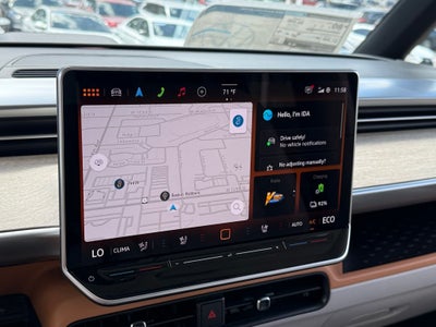 2025 Volkswagen ID. Buzz Pro S Plus