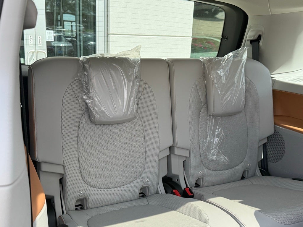 2025 Volkswagen ID. Buzz Pro S Plus