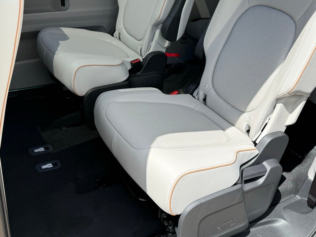 2025 Volkswagen ID. Buzz Pro S Plus