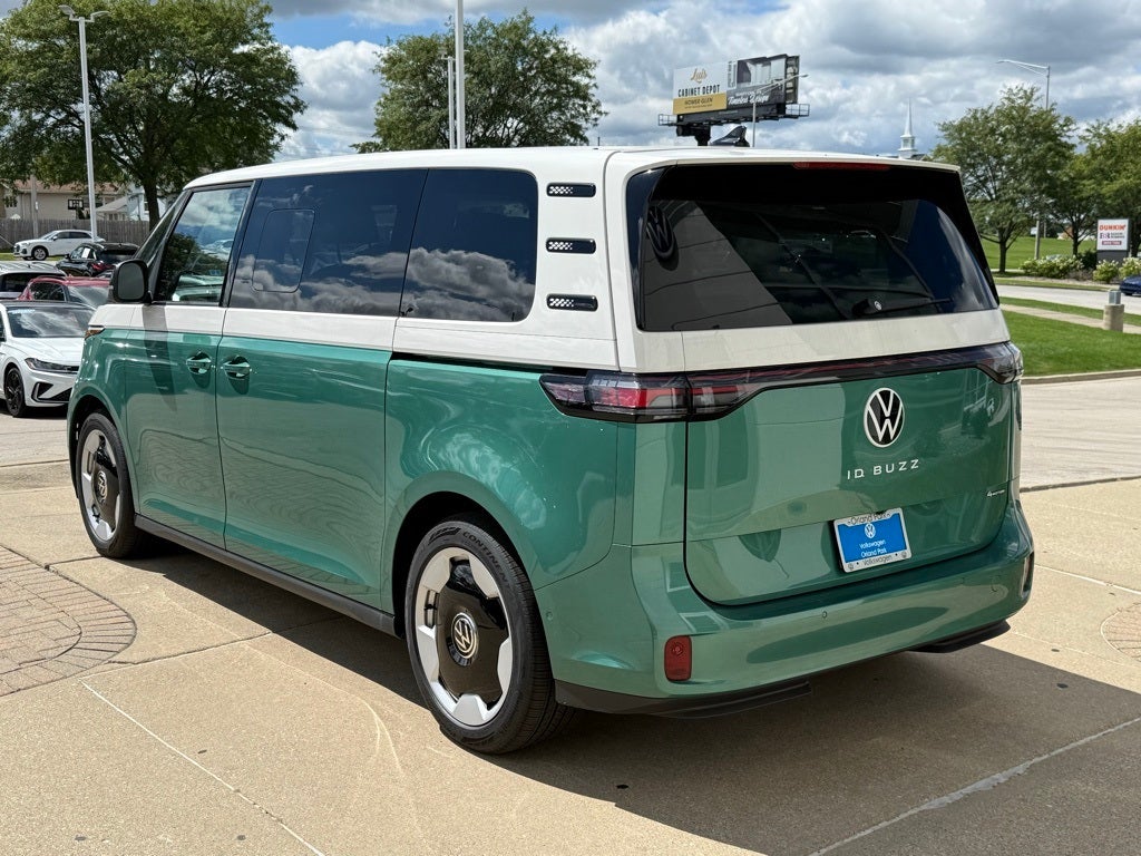 2025 Volkswagen ID. Buzz Pro S Plus
