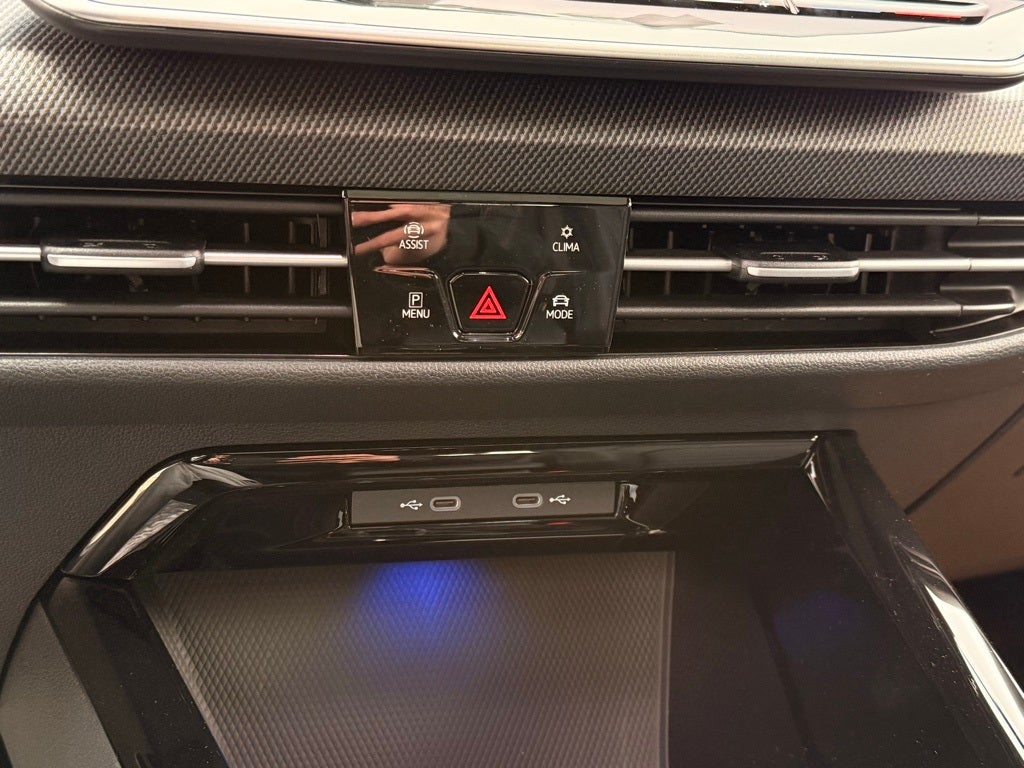 2026 Volkswagen Golf R 2.0T