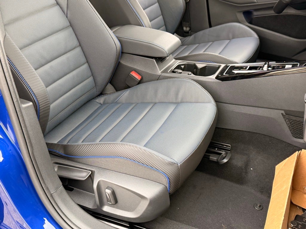 2026 Volkswagen Golf R 2.0T