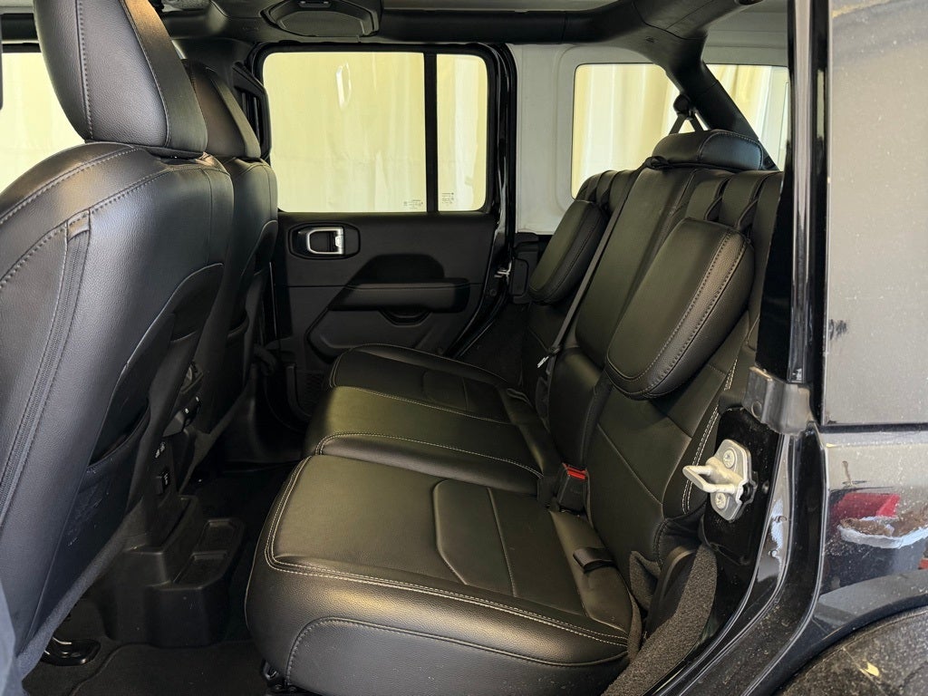 2022 Jeep Wrangler Unlimited Sahara 4xe 4WD