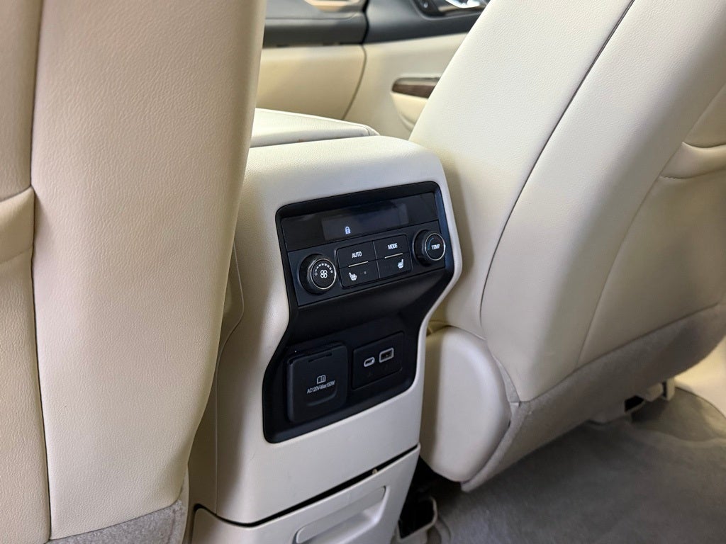 2022 GMC Acadia Denali AWD