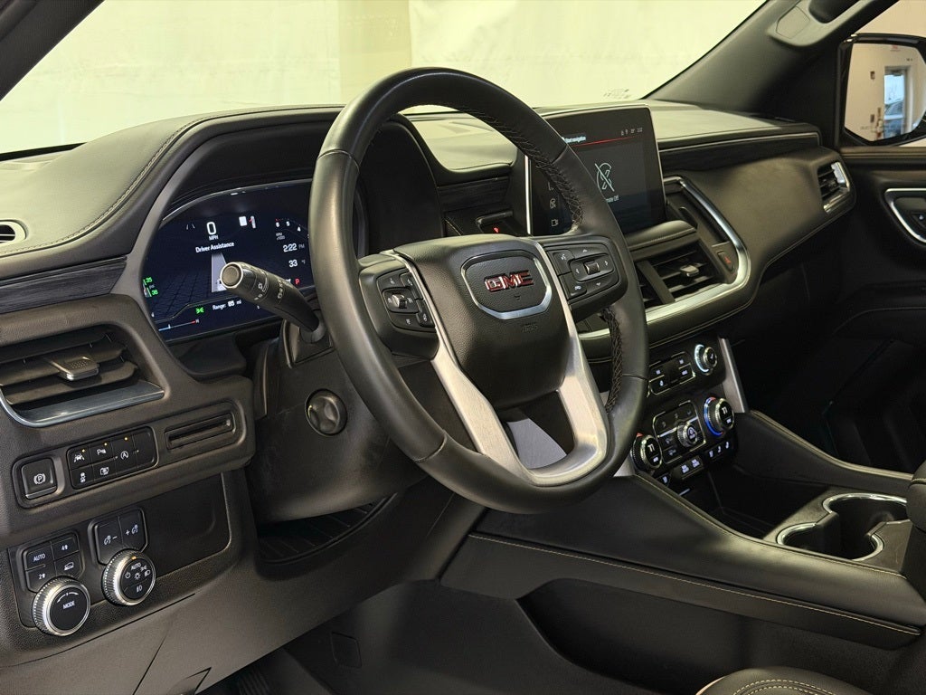 2023 GMC Yukon XL SLT 4WD