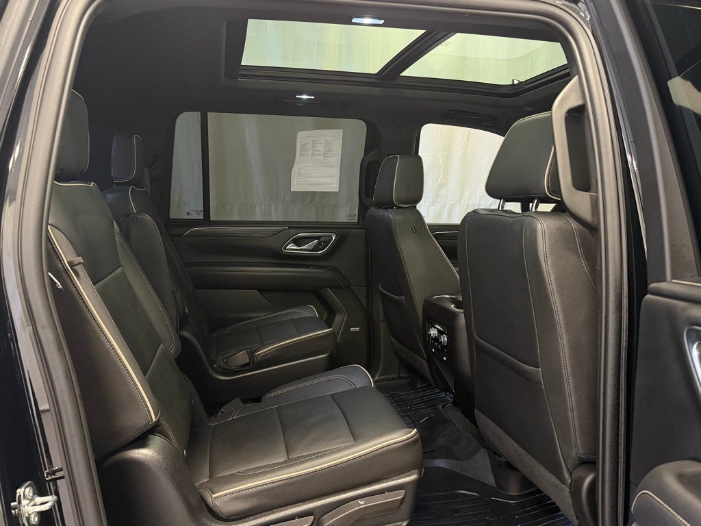 2023 GMC Yukon XL SLT 4WD