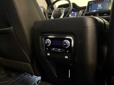 2023 GMC Yukon XL SLT 4WD