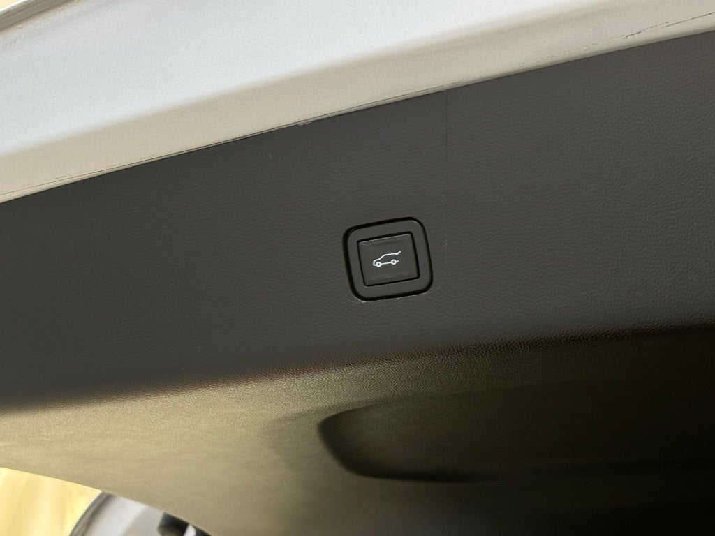 2021 Chevrolet Traverse Premier AWD