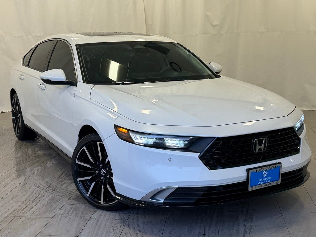 2025 Honda Accord Hybrid Touring