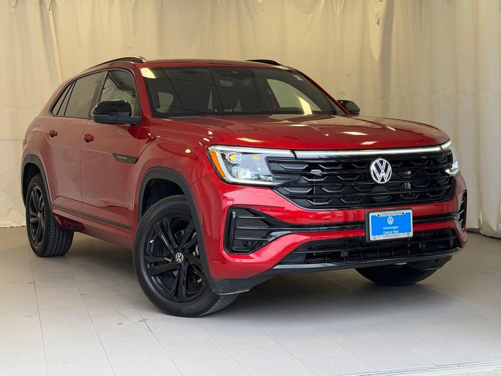 2025 Volkswagen Atlas Cross Sport 2.0T SEL R-Line Black