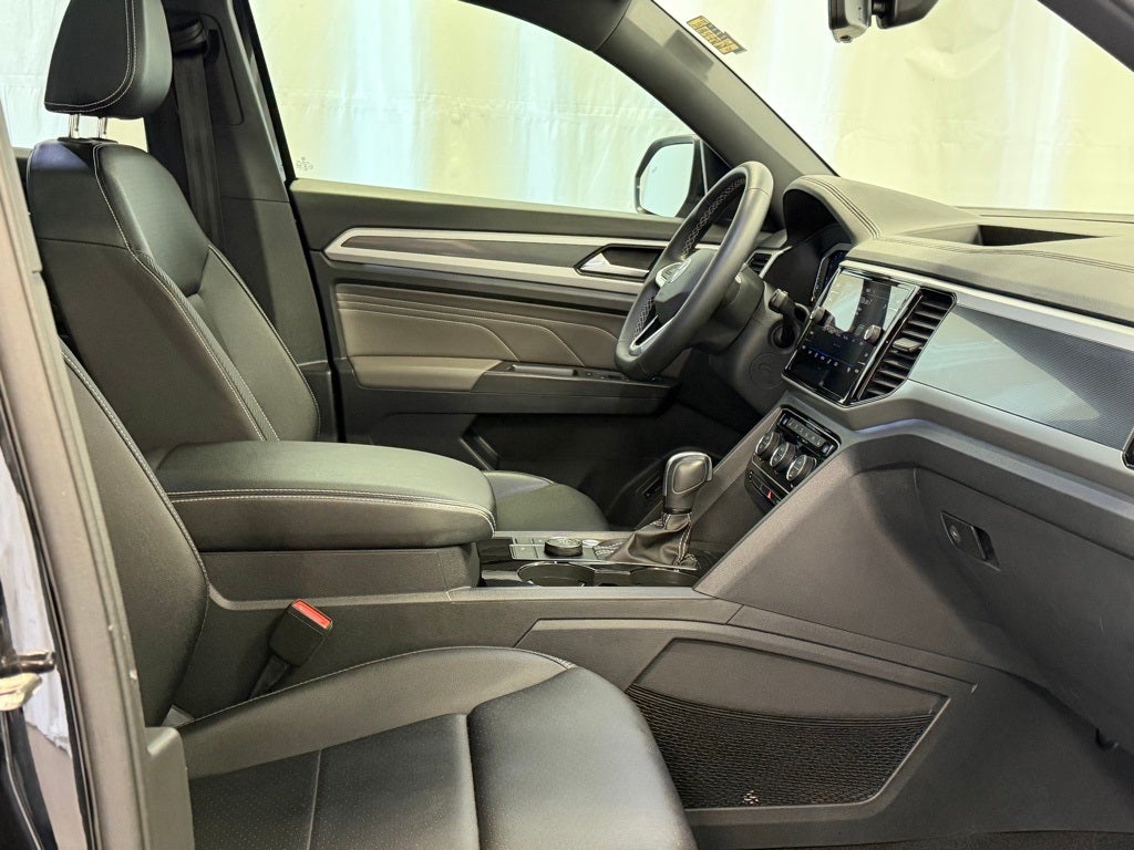 2023 Volkswagen Atlas Cross Sport 2.0T SEL AWD