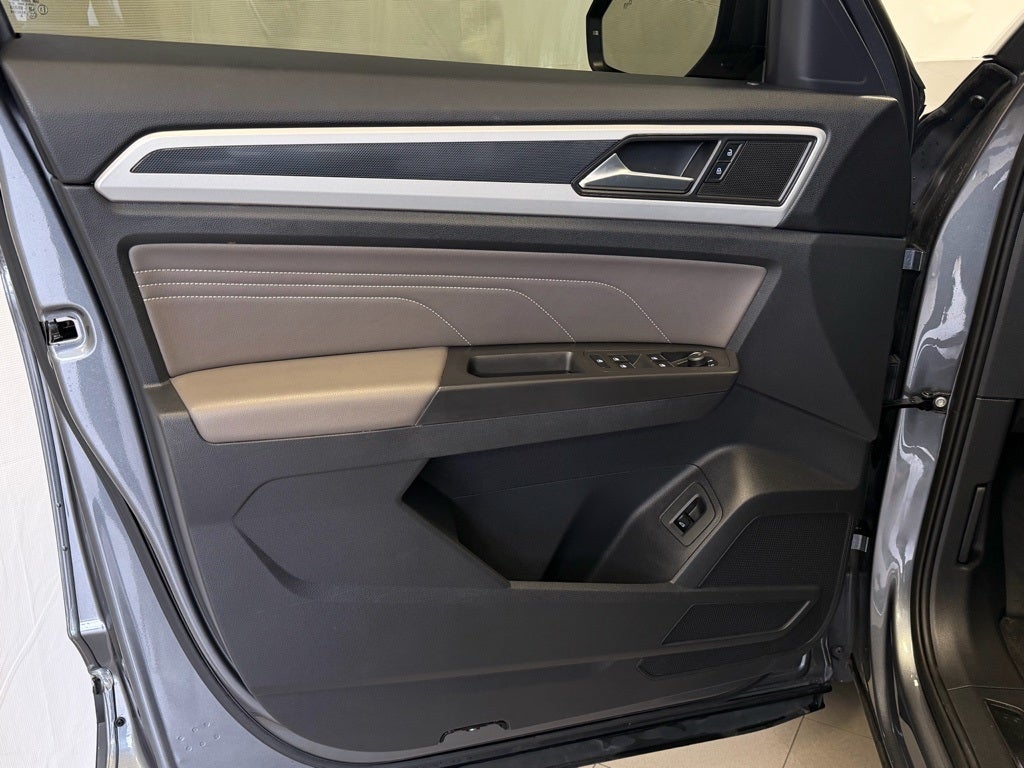 2023 Volkswagen Atlas Cross Sport 3.6L V6 SEL AWD