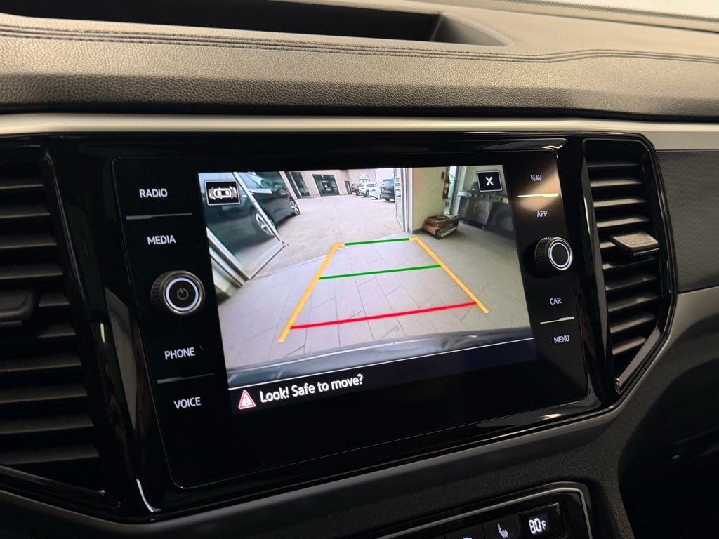 2023 Volkswagen Atlas Cross Sport 3.6L V6 SEL AWD