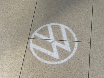 2023 Volkswagen Atlas Cross Sport 3.6L V6 SEL Premium R-Line AWD