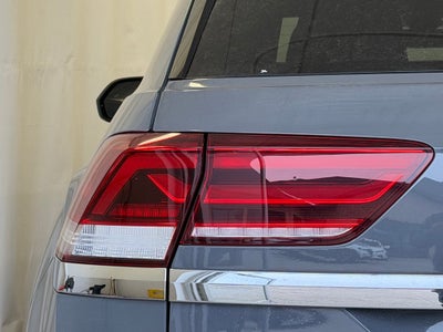2023 Volkswagen Atlas Cross Sport 3.6L V6 SEL Premium R-Line AWD