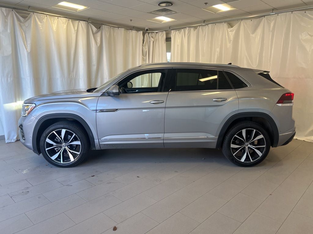 2024 Volkswagen Atlas Cross Sport 2.0T SEL Premium R-Line AWD