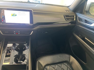 2024 Volkswagen Atlas Cross Sport 2.0T SEL Premium R-Line AWD