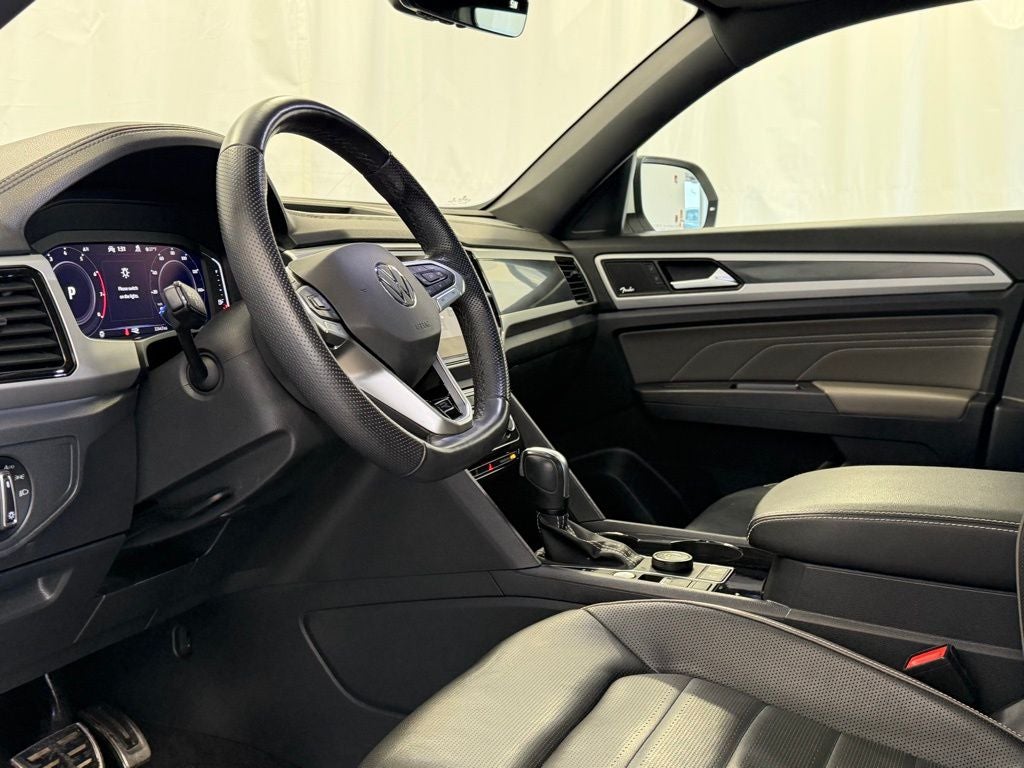 2023 Volkswagen Atlas Cross Sport 3.6L V6 SEL Premium R-Line AWD