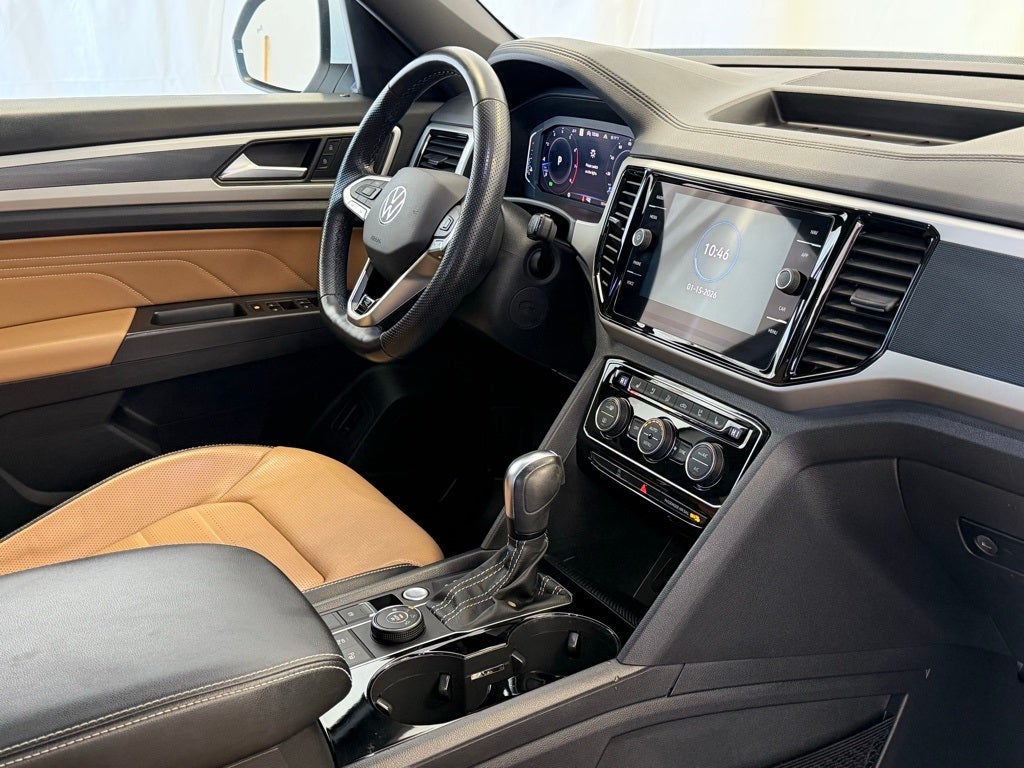 2023 Volkswagen Atlas Cross Sport 3.6L V6 SEL Premium R-Line AWD
