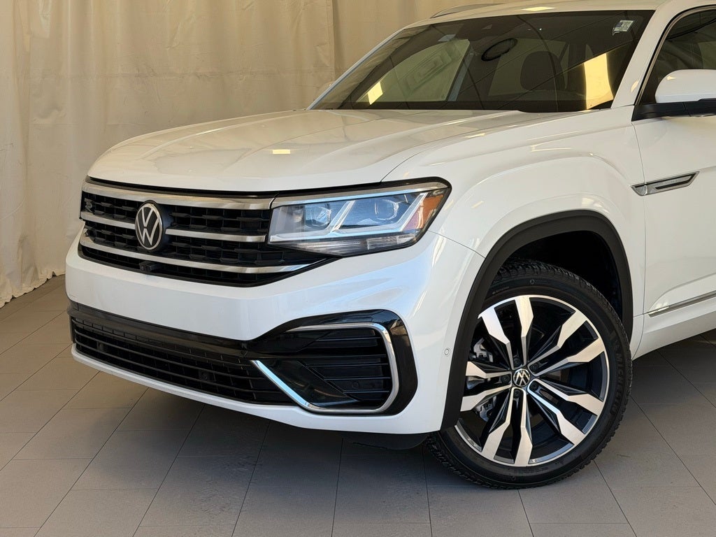 2023 Volkswagen Atlas Cross Sport 3.6L V6 SEL Premium R-Line AWD