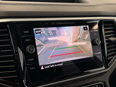 2023 Volkswagen Atlas Cross Sport 3.6L V6 SEL Premium R-Line AWD