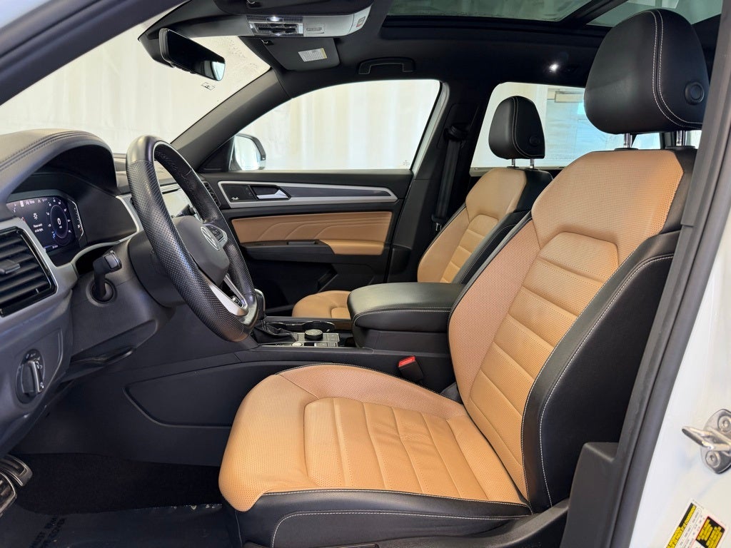 2023 Volkswagen Atlas Cross Sport 3.6L V6 SEL Premium R-Line AWD