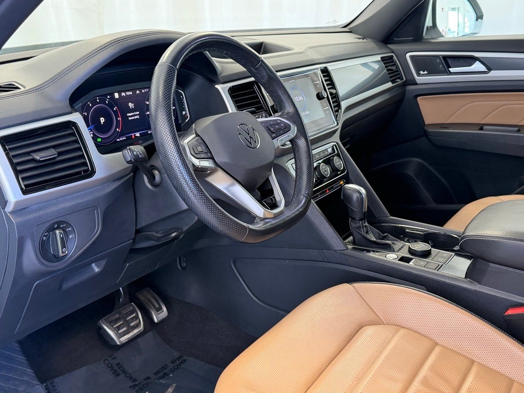 2023 Volkswagen Atlas Cross Sport 3.6L V6 SEL Premium R-Line AWD