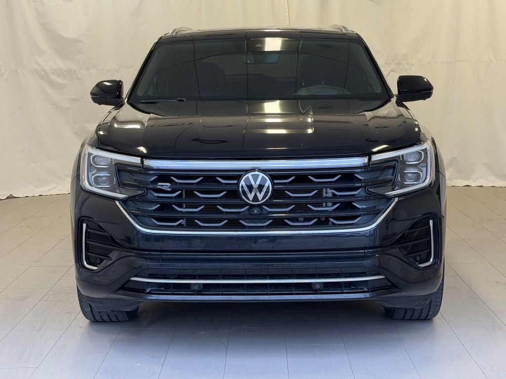 2024 Volkswagen Atlas Cross Sport 2.0T SEL Premium R-Line AWD