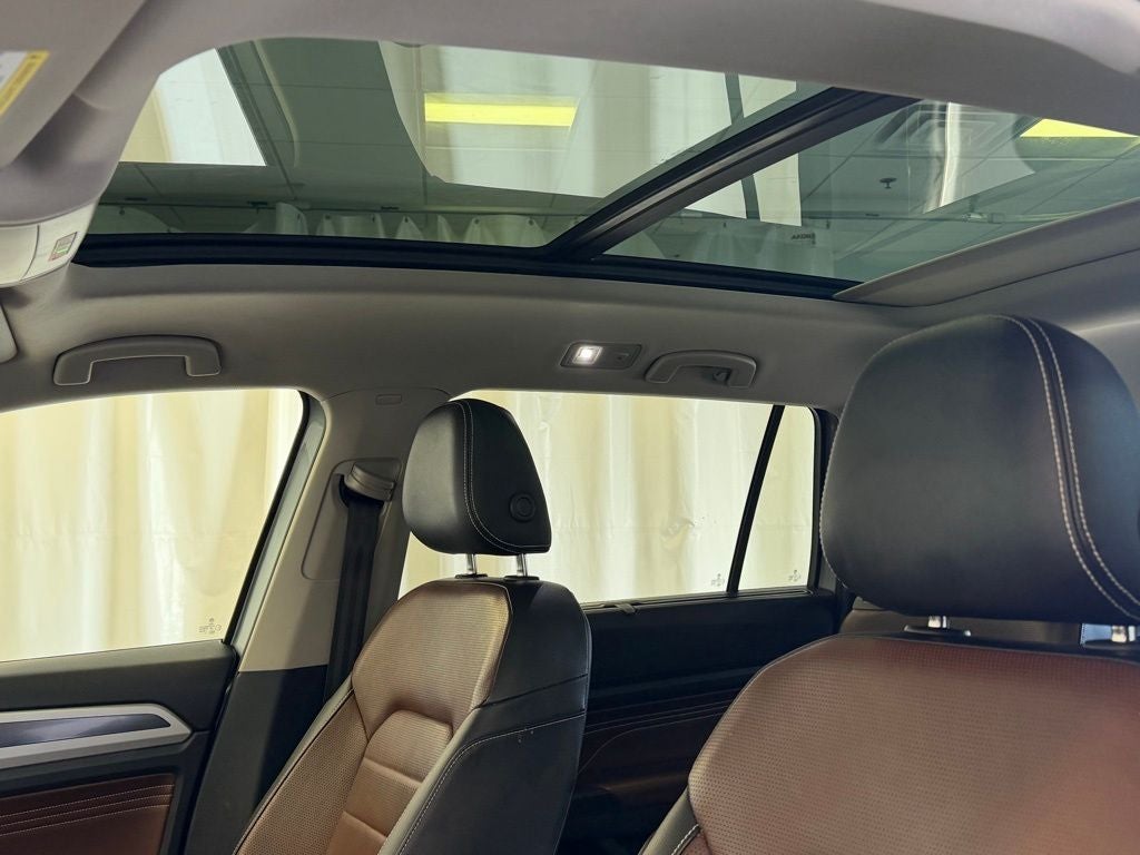 2023 Volkswagen Atlas 3.6L V6 SEL Premium R-Line AWD