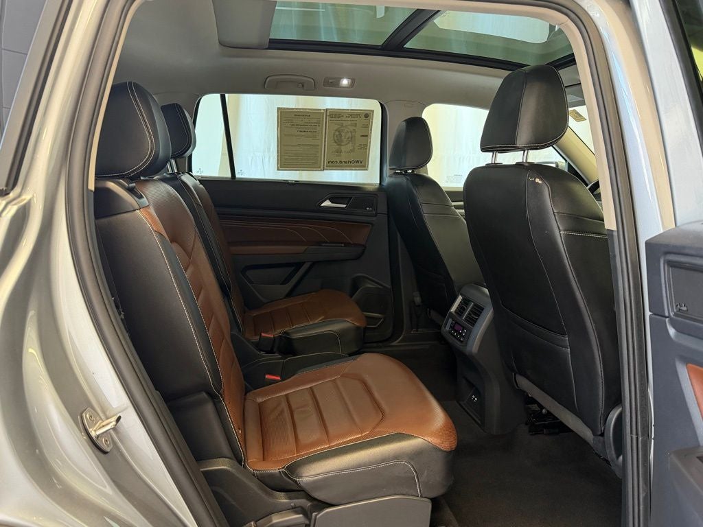 2023 Volkswagen Atlas 3.6L V6 SEL Premium R-Line AWD