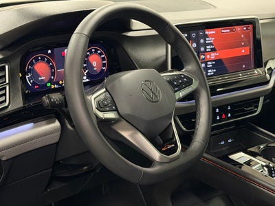 2024 Volkswagen Atlas 2.0T Peak Edition SEL AWD