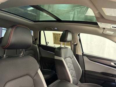 2024 Volkswagen Atlas 2.0T Peak Edition SEL AWD