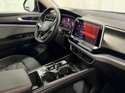 2024 Volkswagen Atlas 2.0T Peak Edition SEL AWD