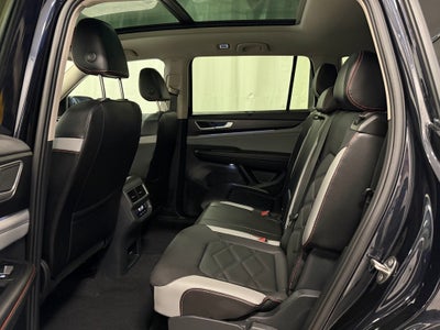 2024 Volkswagen Atlas 2.0T Peak Edition SEL AWD