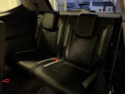 2024 Volkswagen Atlas 2.0T Peak Edition SEL AWD