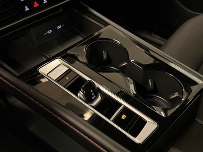 2024 Volkswagen Atlas 2.0T Peak Edition SEL AWD