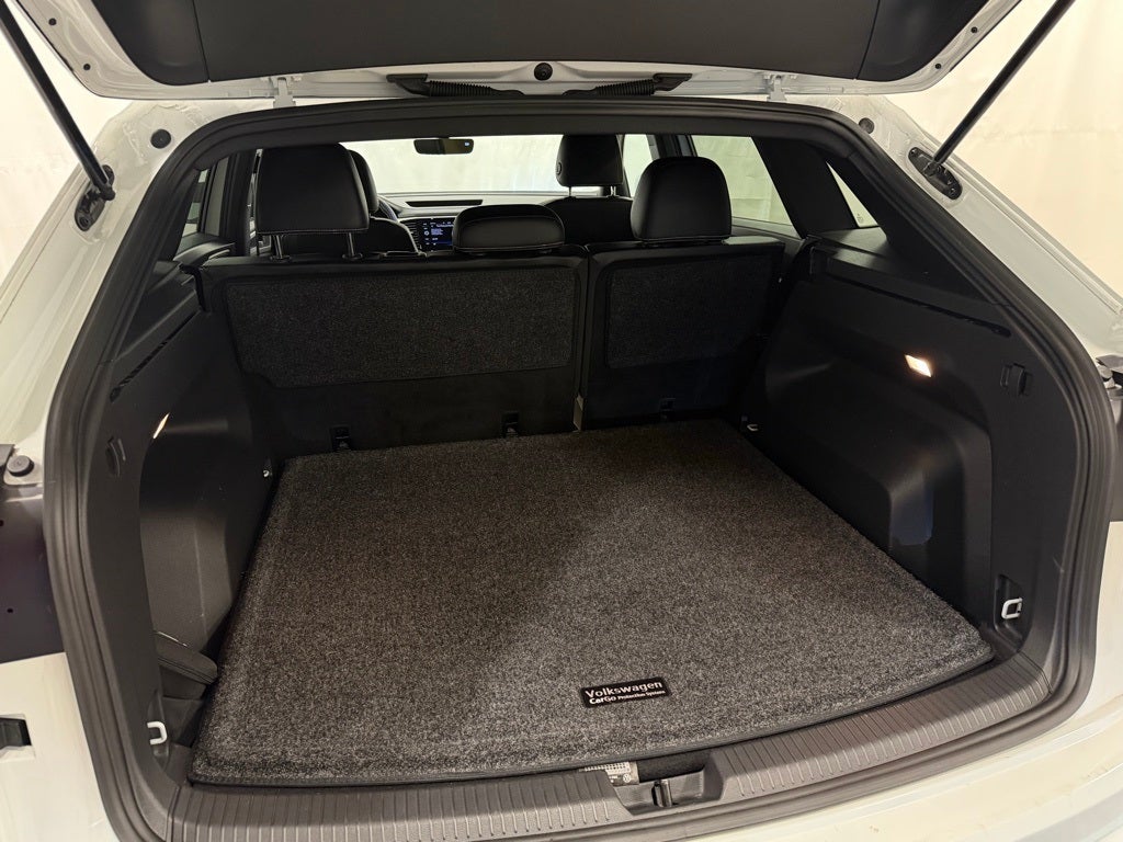 2022 Volkswagen Atlas Cross Sport 3.6L V6 SE w/Technology AWD