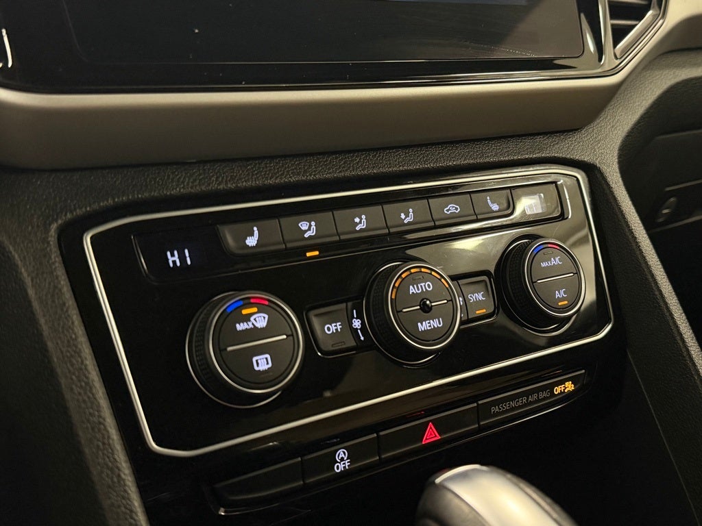 2022 Volkswagen Atlas Cross Sport 3.6L V6 SE w/Technology AWD