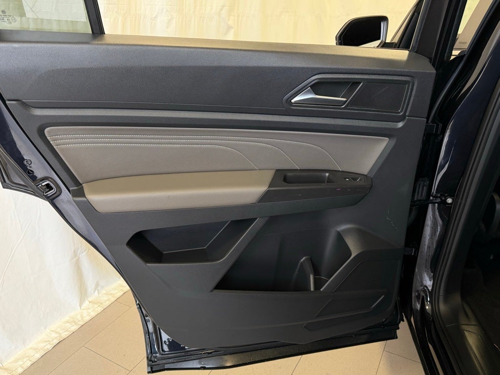 2022 Volkswagen Atlas Cross Sport 3.6L V6 SE w/Technology AWD