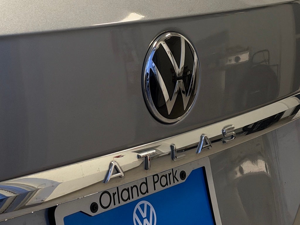 2023 Volkswagen Atlas 2.0T SE w/Technology AWD