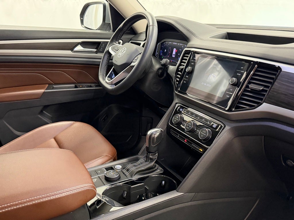 2023 Volkswagen Atlas 2.0T SE w/Technology AWD