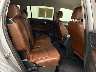 2023 Volkswagen Atlas 2.0T SE w/Technology AWD