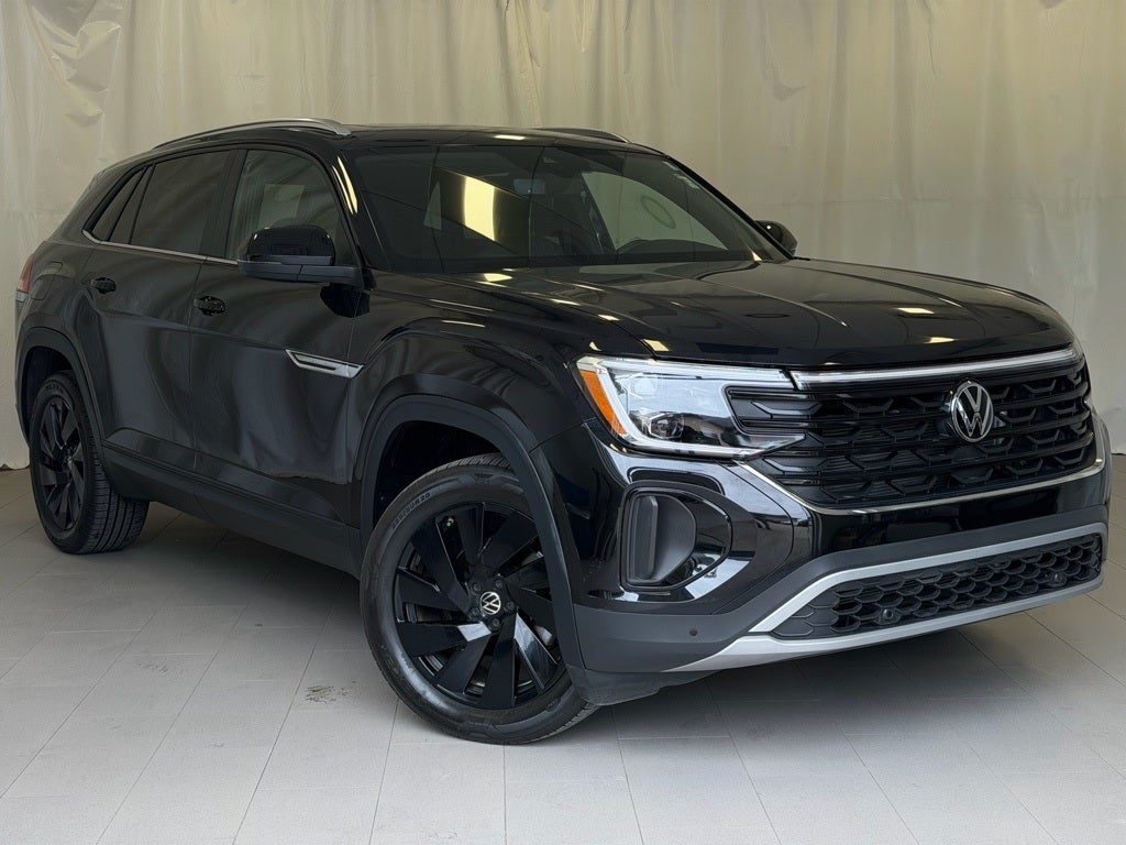 2025 Volkswagen Atlas Cross Sport 2.0T SE w/Technology