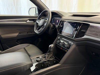 2023 Volkswagen Atlas Cross Sport 2.0T SE w/Technology AWD