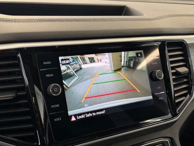 2023 Volkswagen Atlas Cross Sport 2.0T SE w/Technology AWD